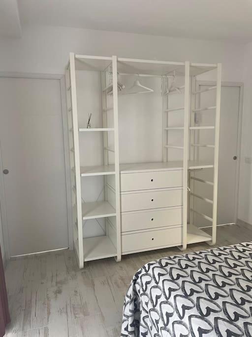 סנטה קרוז דה טנריף Renovated Modern Apartment In The City Center מראה חיצוני תמונה