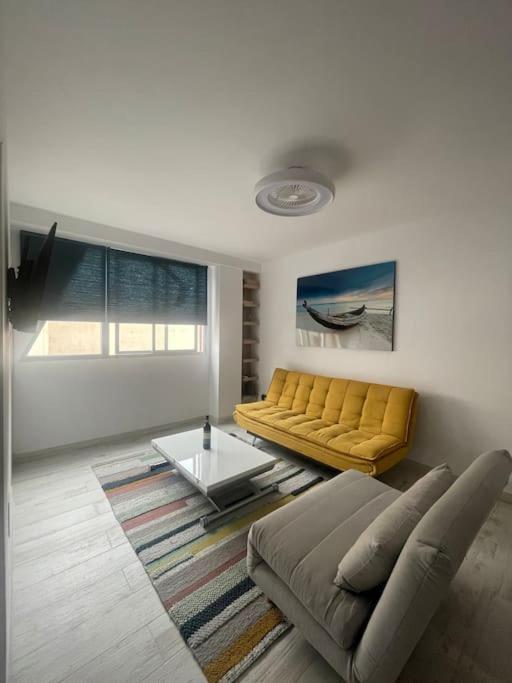 סנטה קרוז דה טנריף Renovated Modern Apartment In The City Center מראה חיצוני תמונה