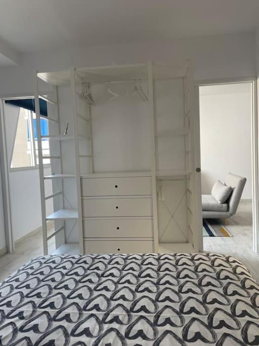 סנטה קרוז דה טנריף Renovated Modern Apartment In The City Center מראה חיצוני תמונה
